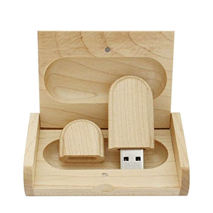 USB 8GB con caja de madera